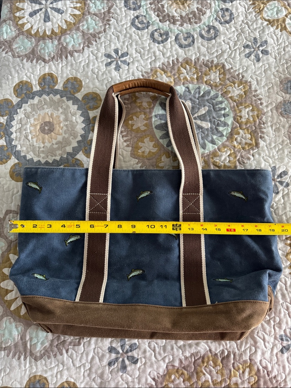 L.L. Bean Vintage  RARE Navy Canvas Tote w/ Fish Embroidery & Leather Brown Trim - Picture 7 of 13